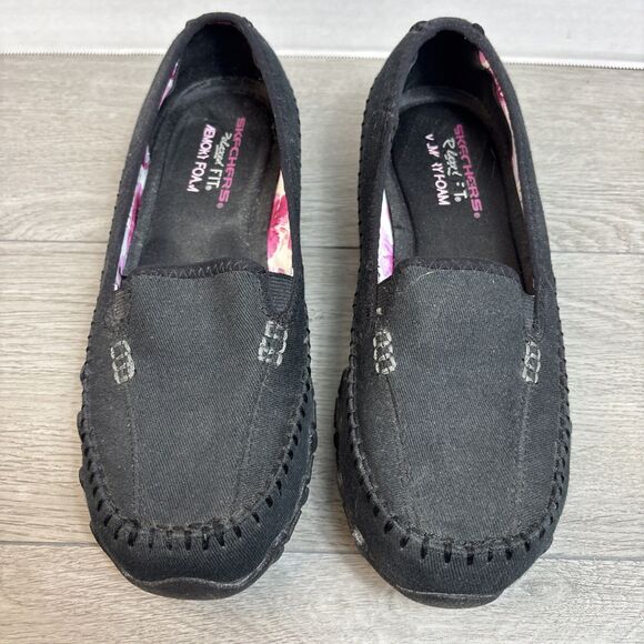 Sketchers Woman’s Size 8 Black Jaywalk Slip In 49020EW Relaxed Fit Memory - Picture 1 of 9